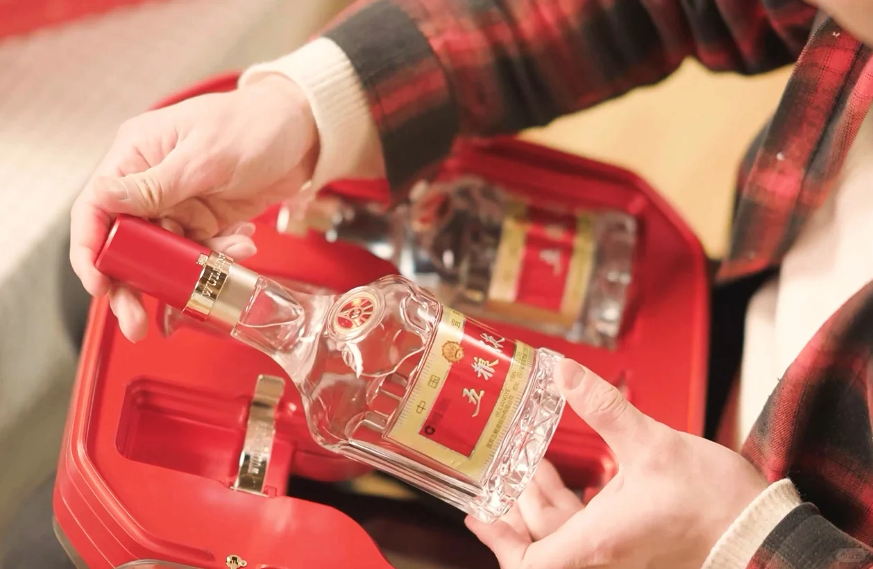 中秋小酌别喝洋酒了！五粮液不香吗？