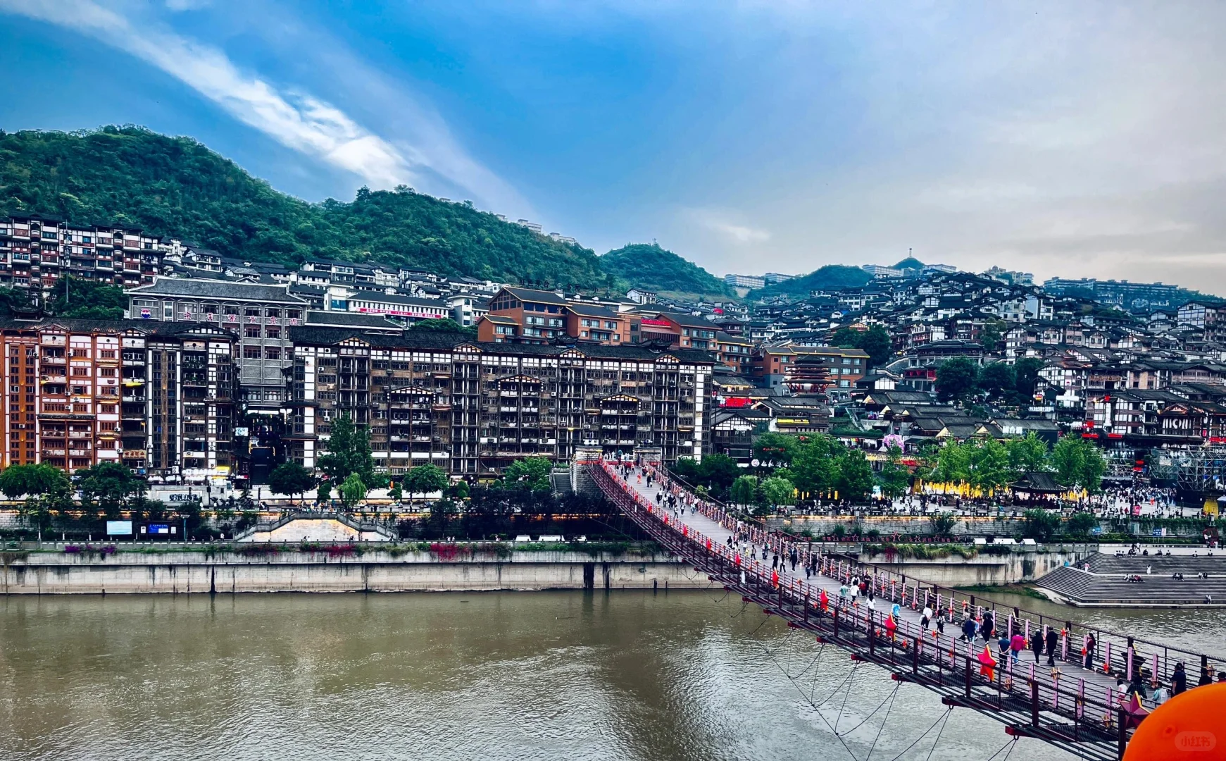 教你一天玩转茅台镇?