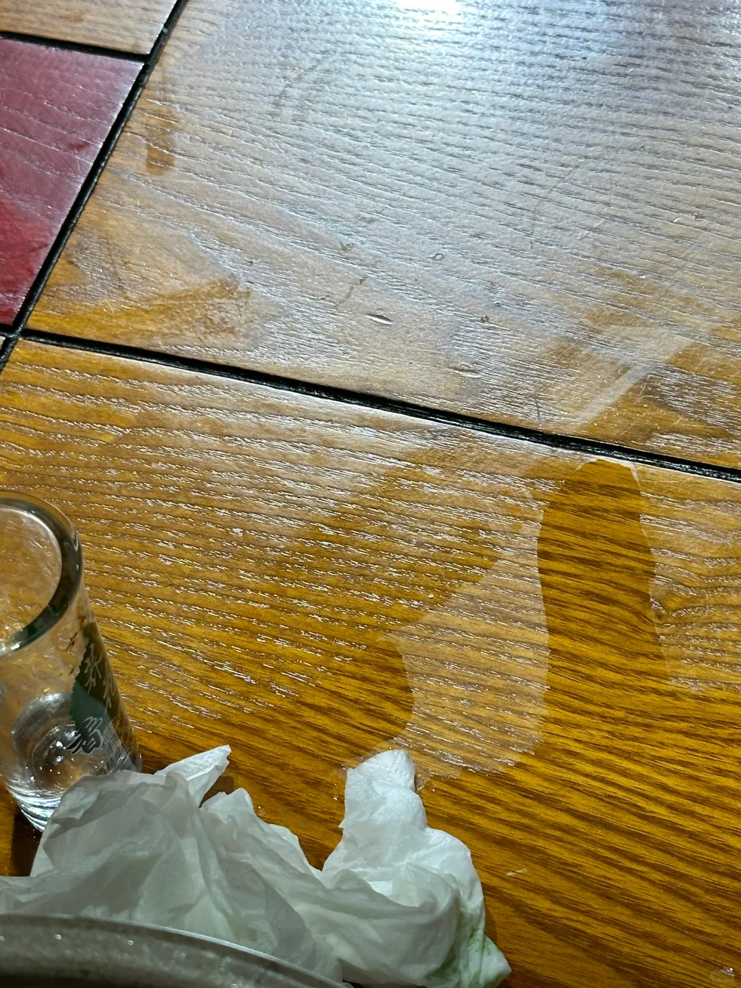 不是，这么香的酒才 8R？！?