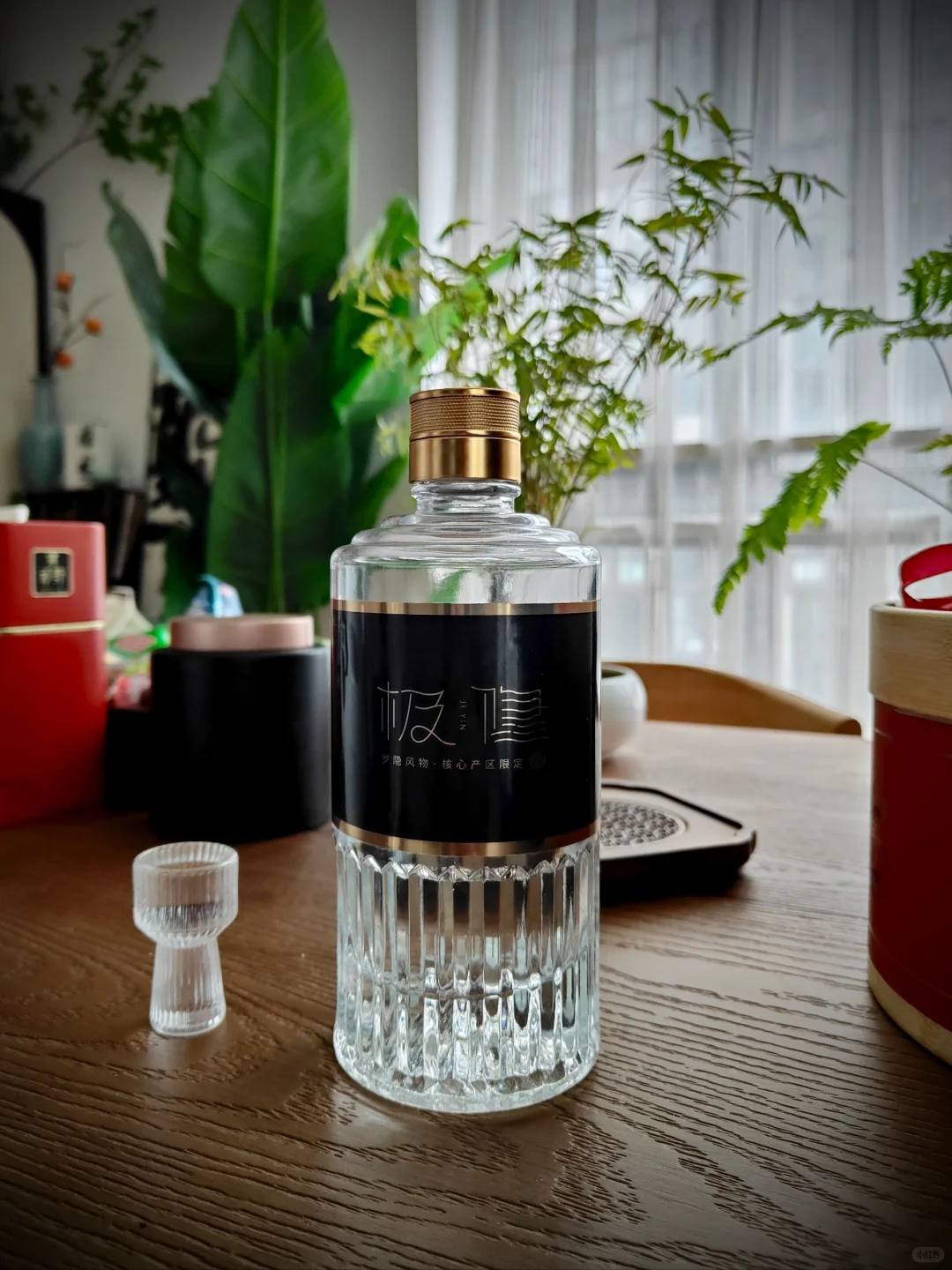 送长辈送爸爸?年货送白酒选它准没错!