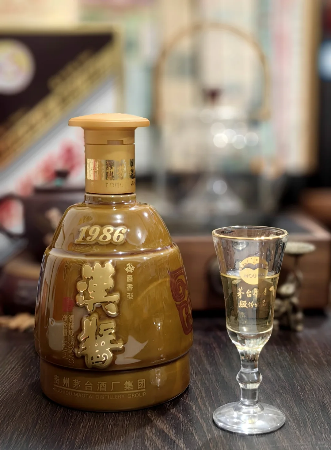 习酒的巅峰之作—汉酱1986