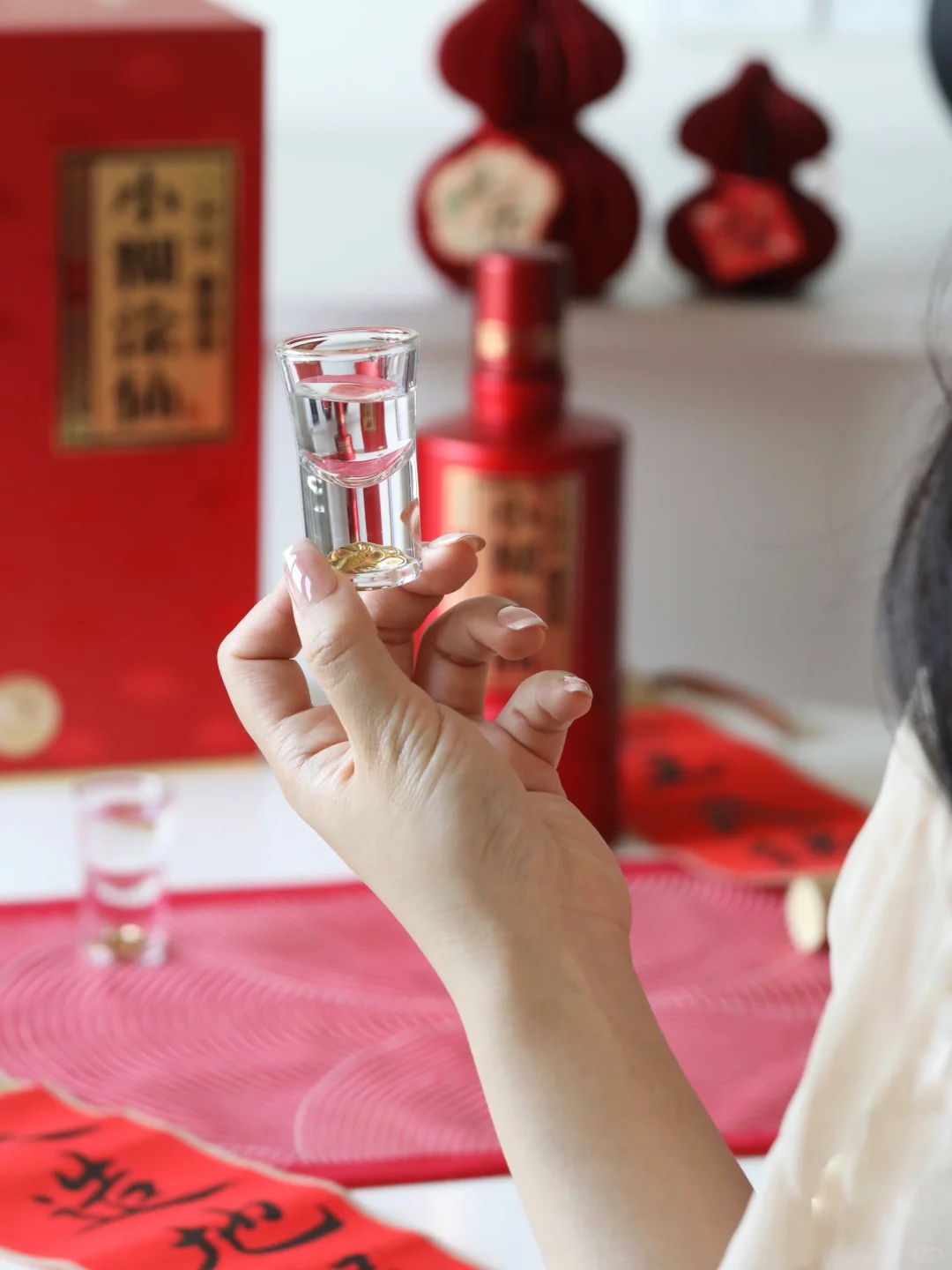 以酒做婚书:这酒里藏了未来一万次的我愿意