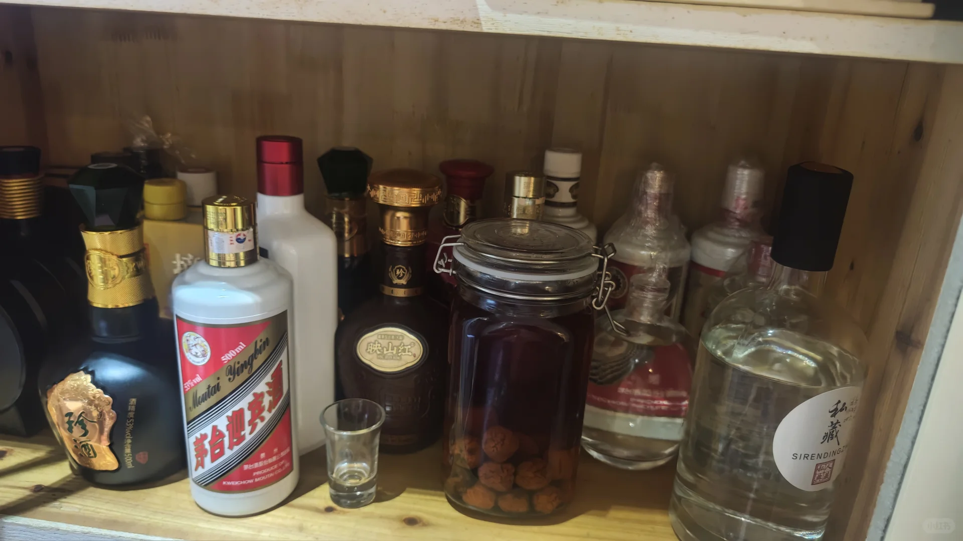 看中啥留言，准备都出了，留一部分自饮