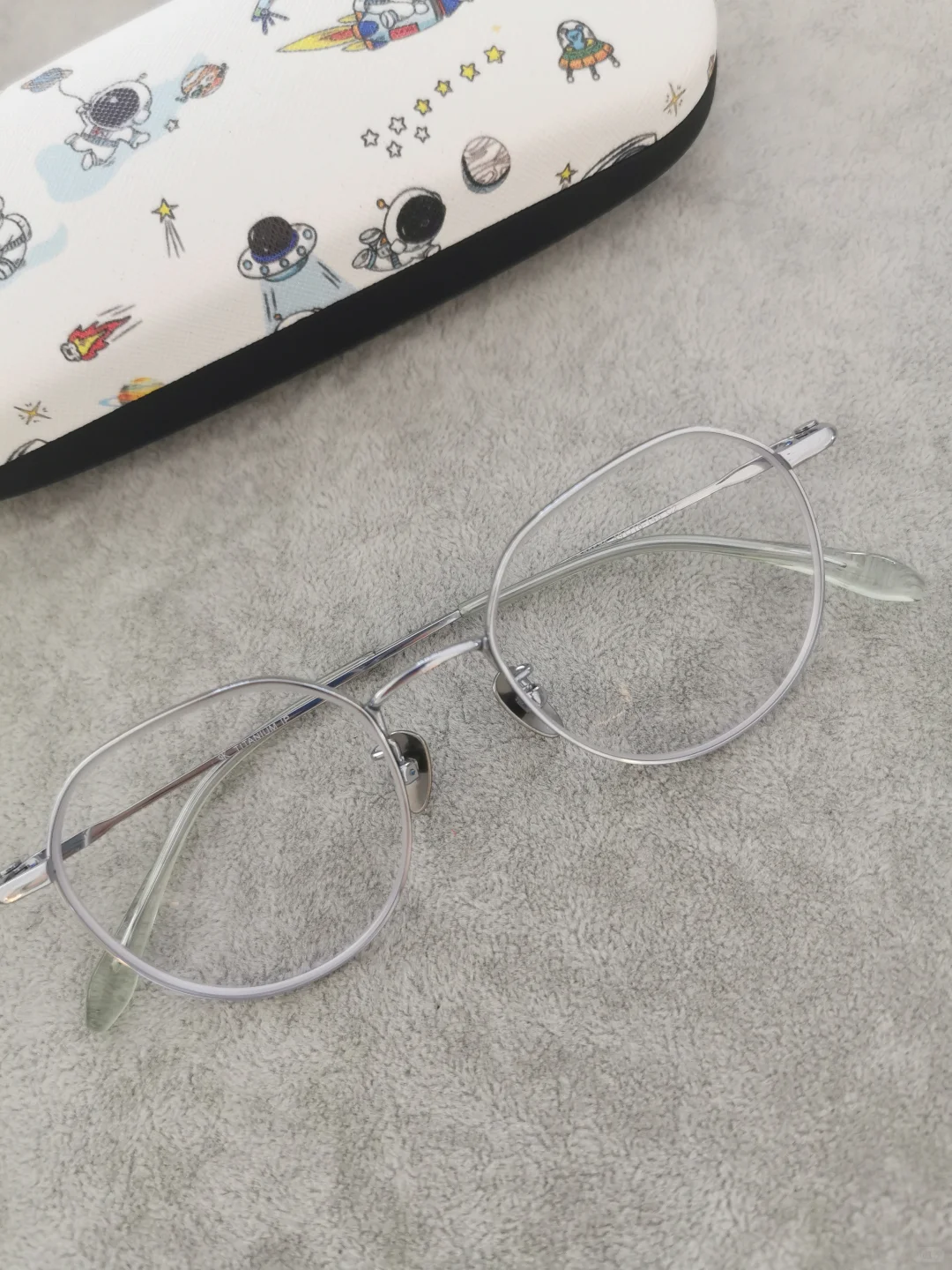 只需要度数就可以配镜吗？