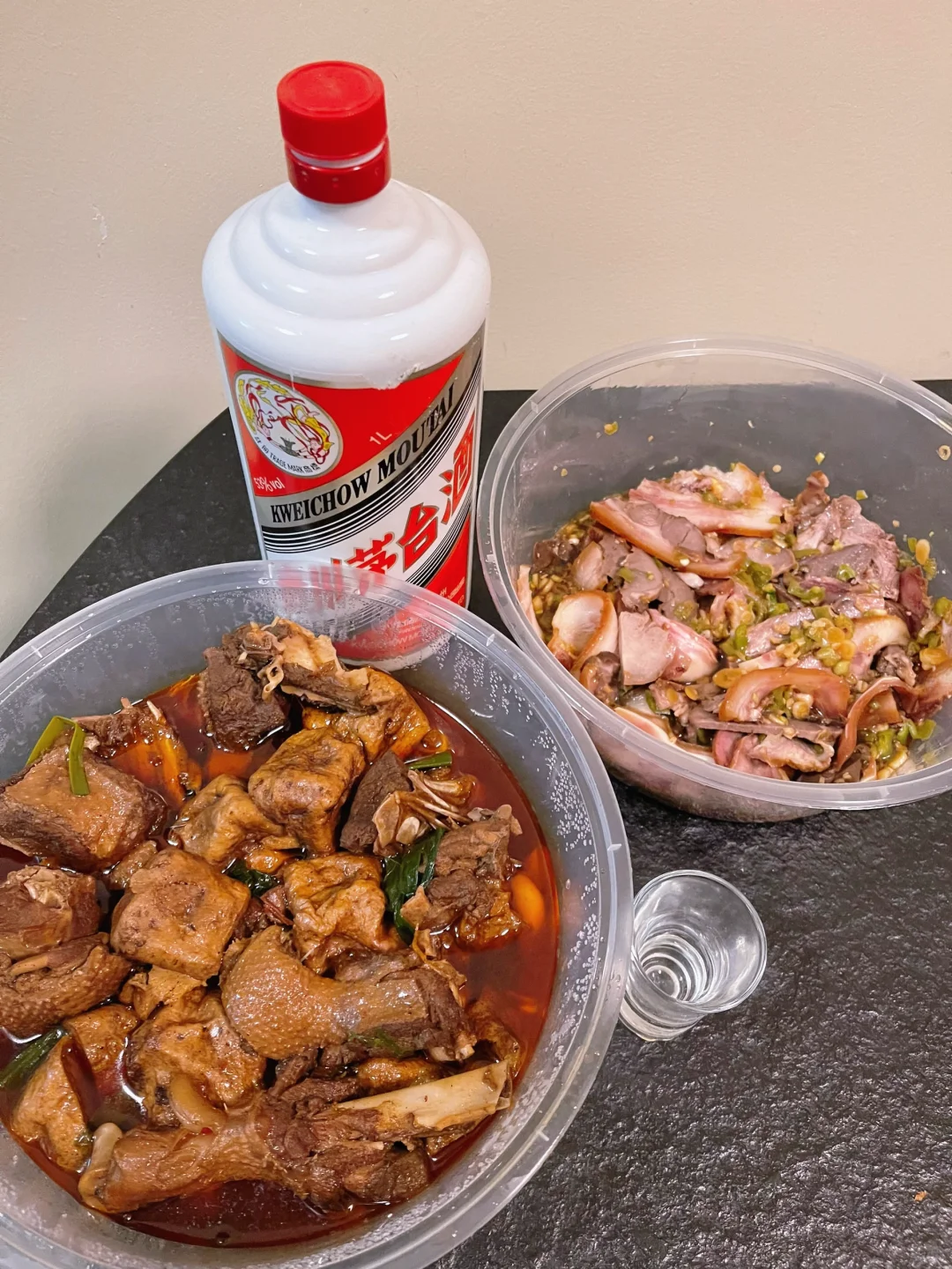 醉鹅配白酒，喝到忘记前男友