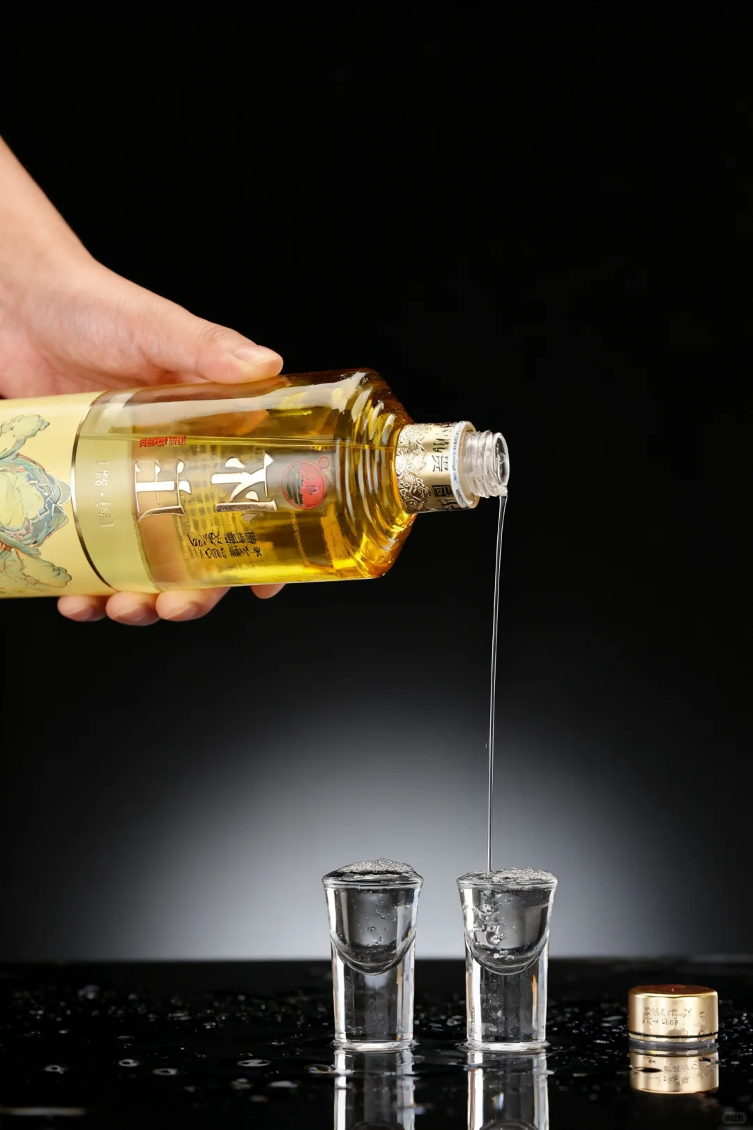 怀庄・鸿韵:酱香之巅,韵藏东方的高端酱酒