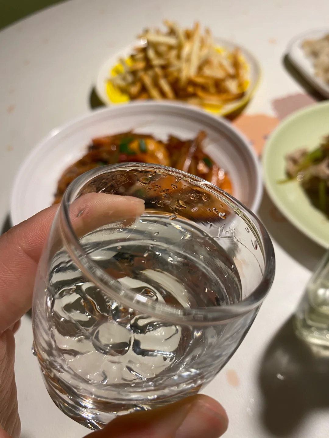 离异独居｜一个人喝酒到底有多快乐