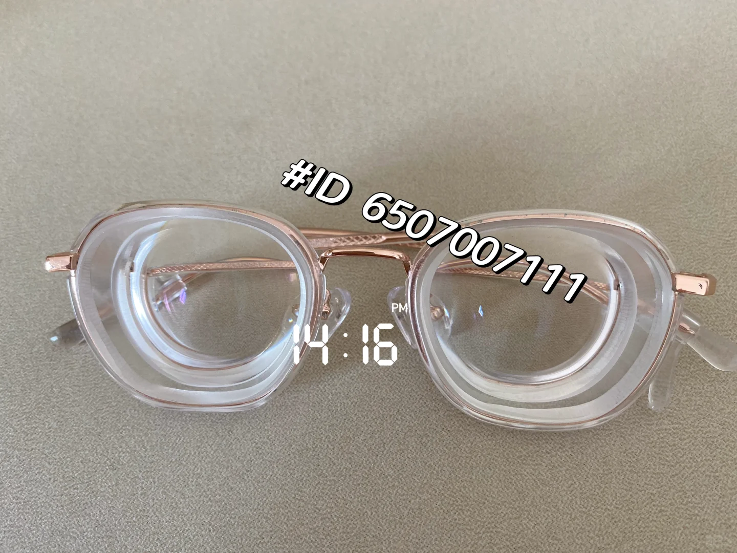 超高度近视的uu们，选择树脂还是玻璃镜片呢