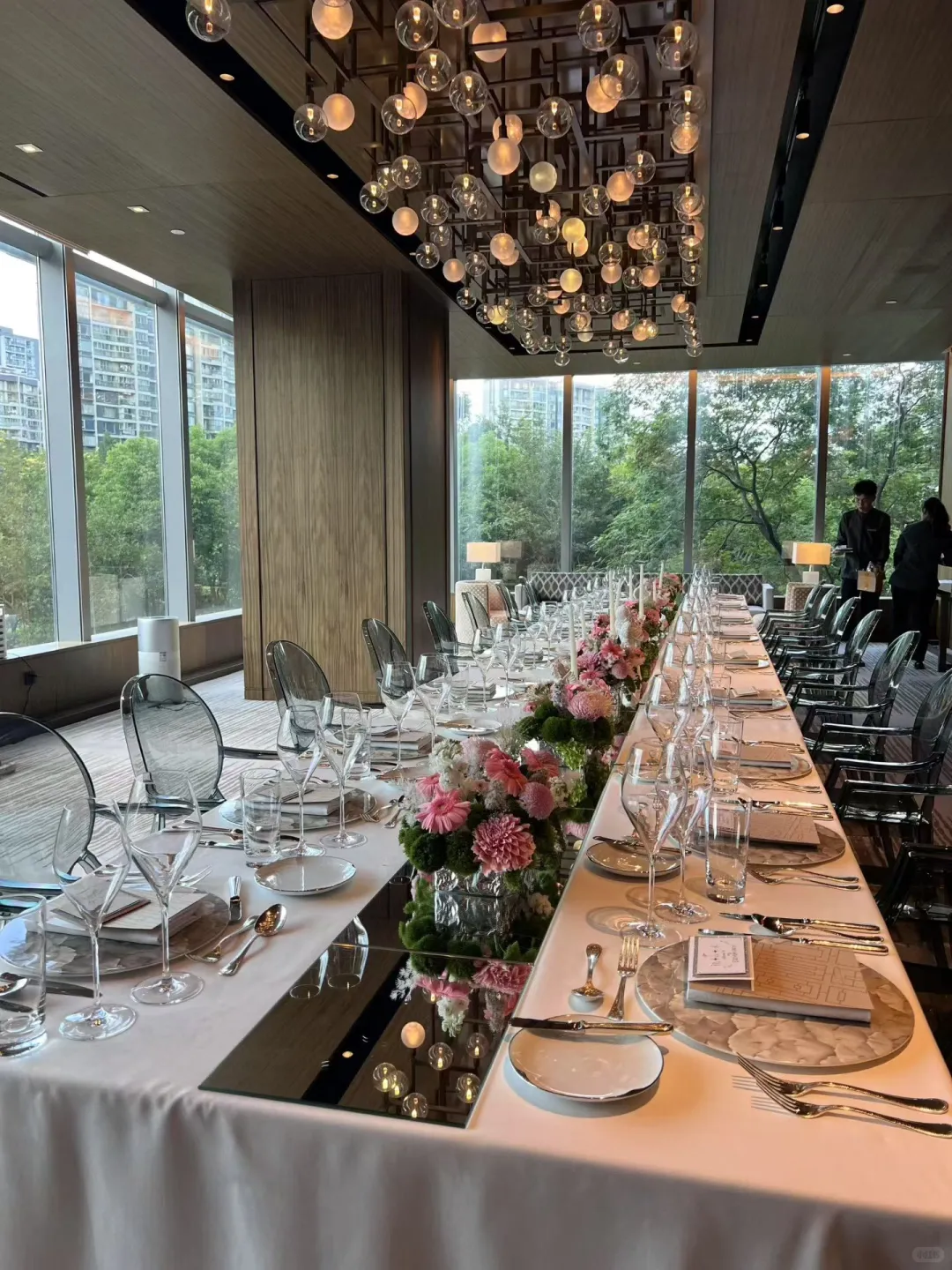 多家上市企业二代的俱乐部聚会日常