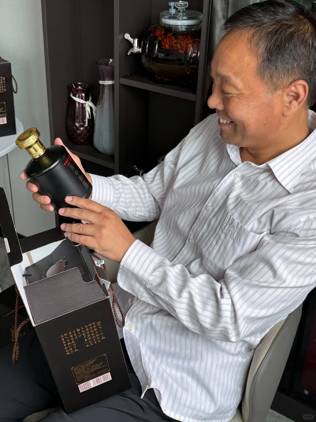 说实话送长辈的酒，包装高级不如酒体实在