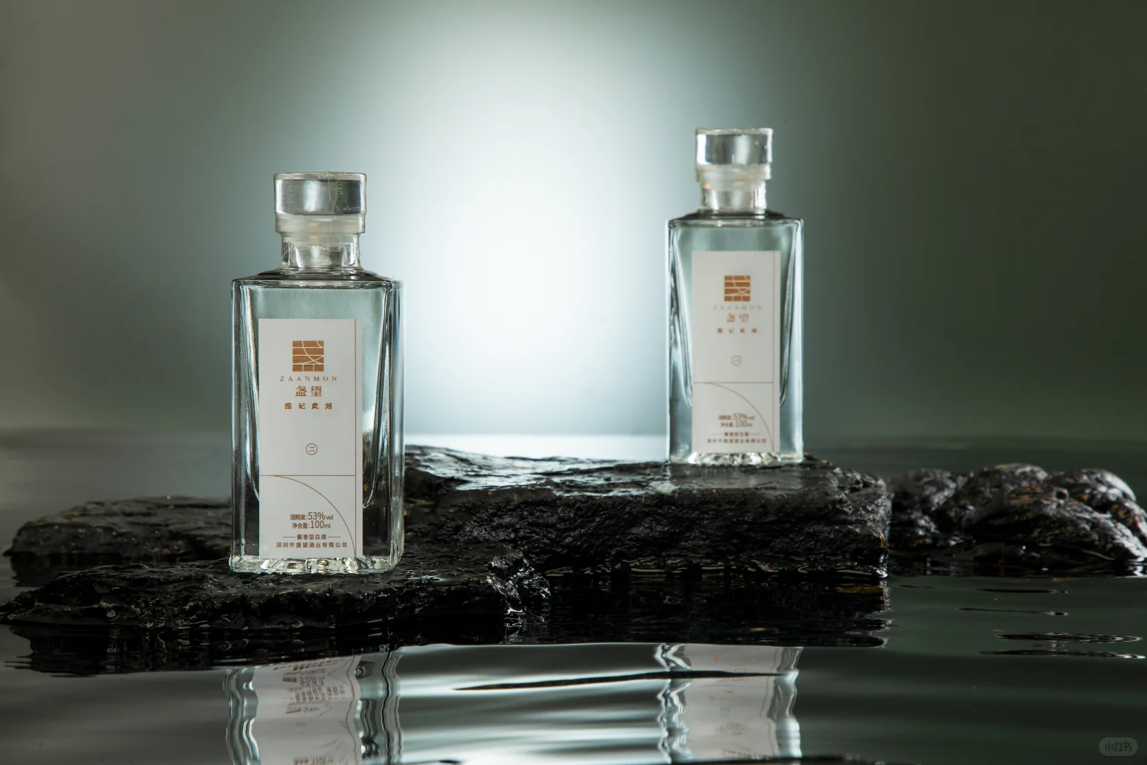 一瓶白酒喝不完，看看颜值与实力并存的它