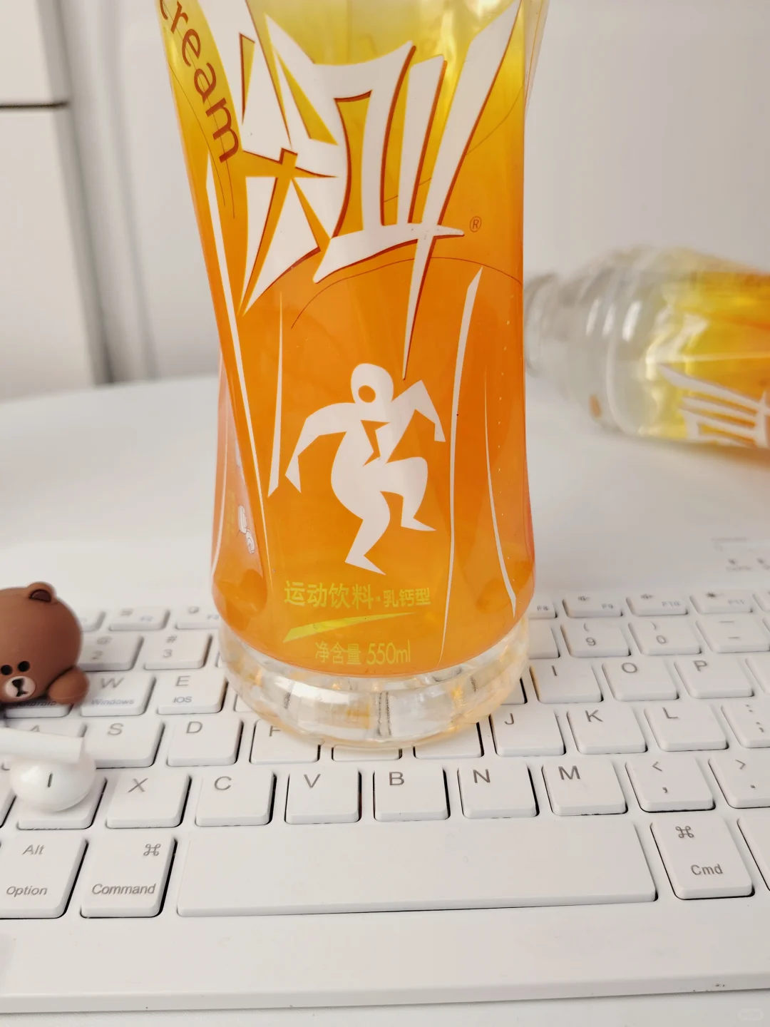 这瓶橙尖叫，成了我们舞蹈队的团宠