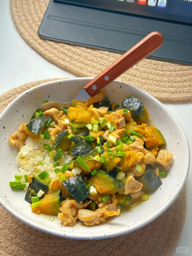 南瓜鸡腿肉饭｜?减脂期一人食?低脂高蛋白