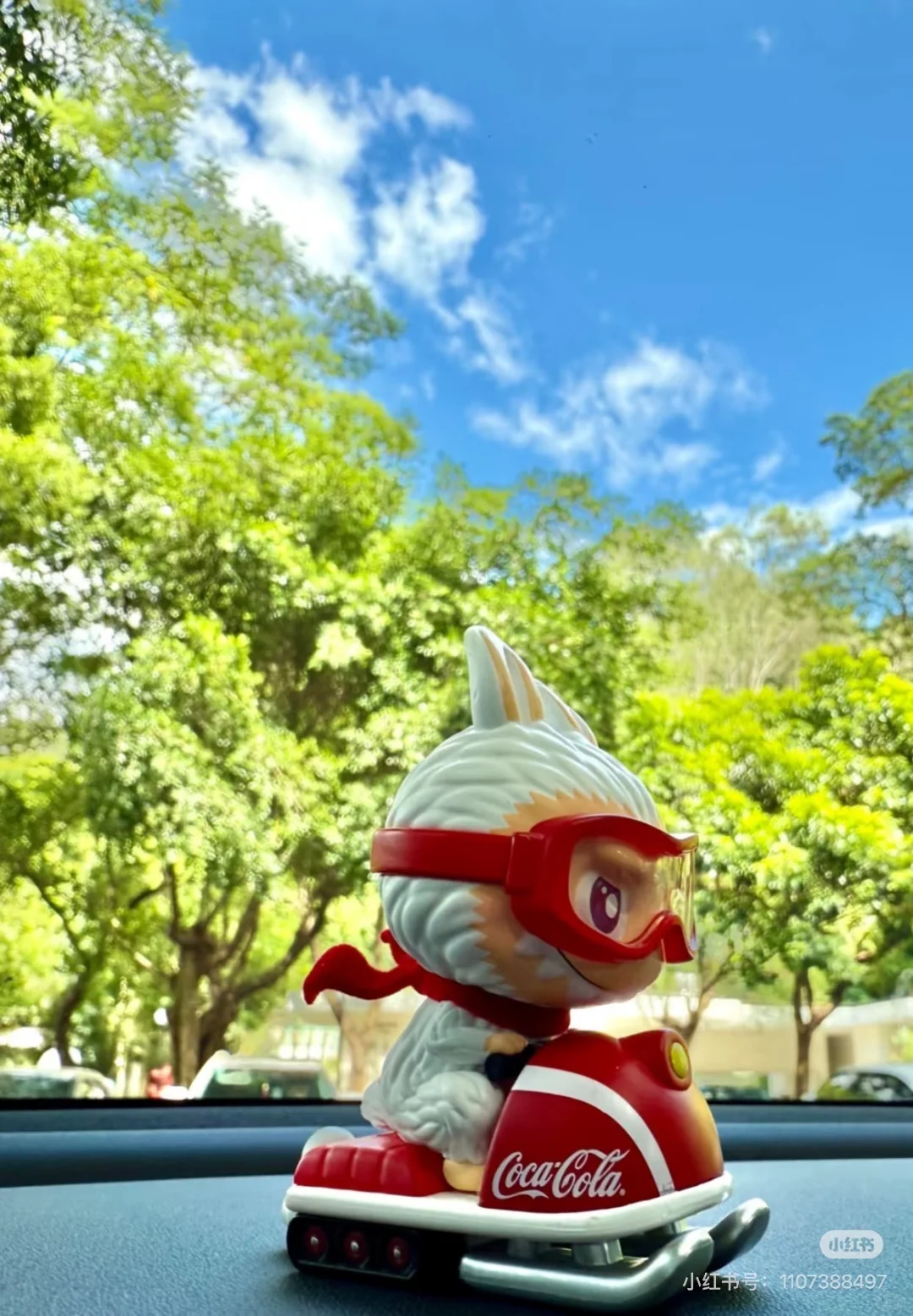 Labubu可口可乐系列疯狂驾驶开盒未开袋 急
