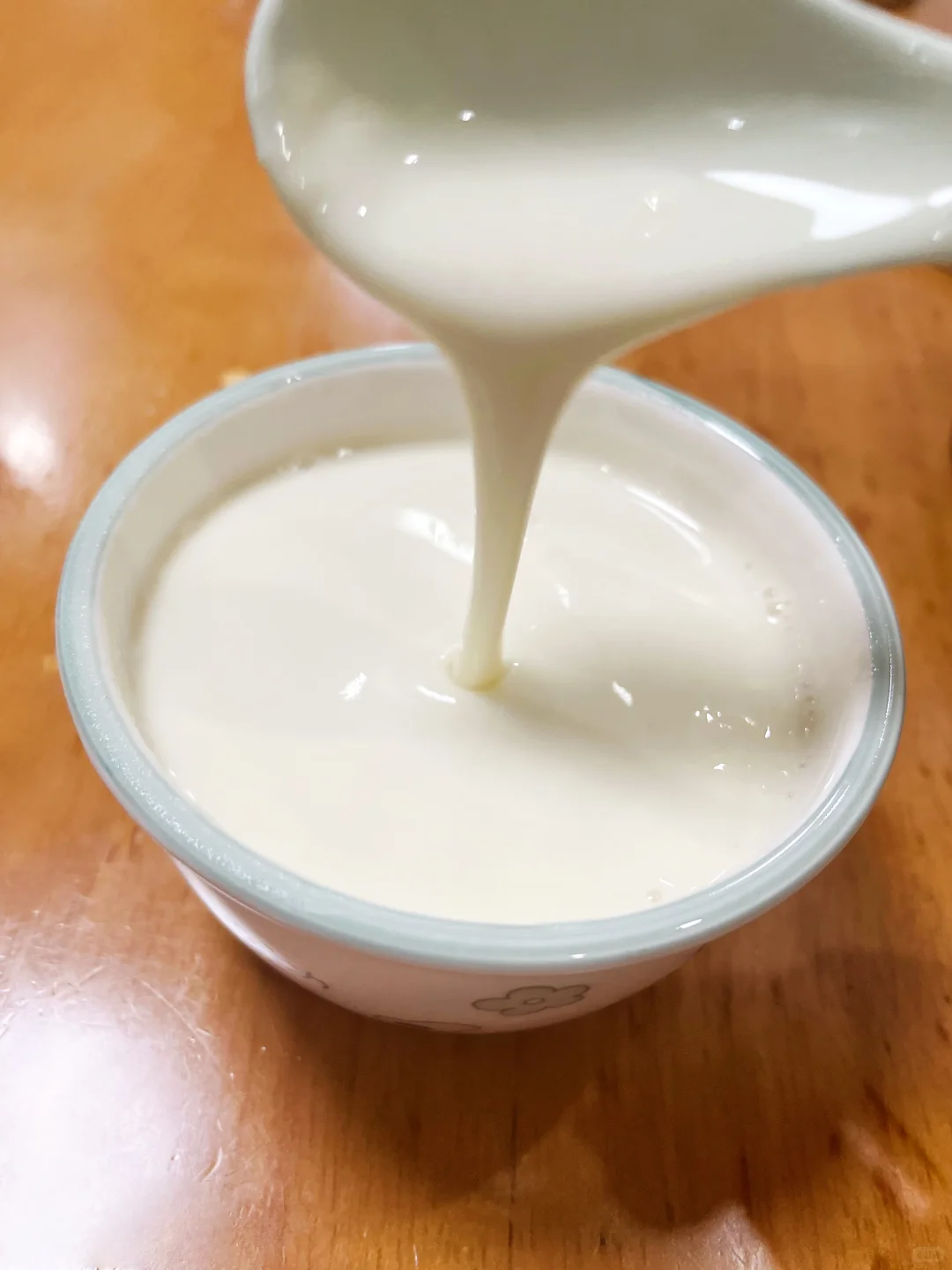 「安神助眠 · 美白养胃」杏仁百合安神养胃羹