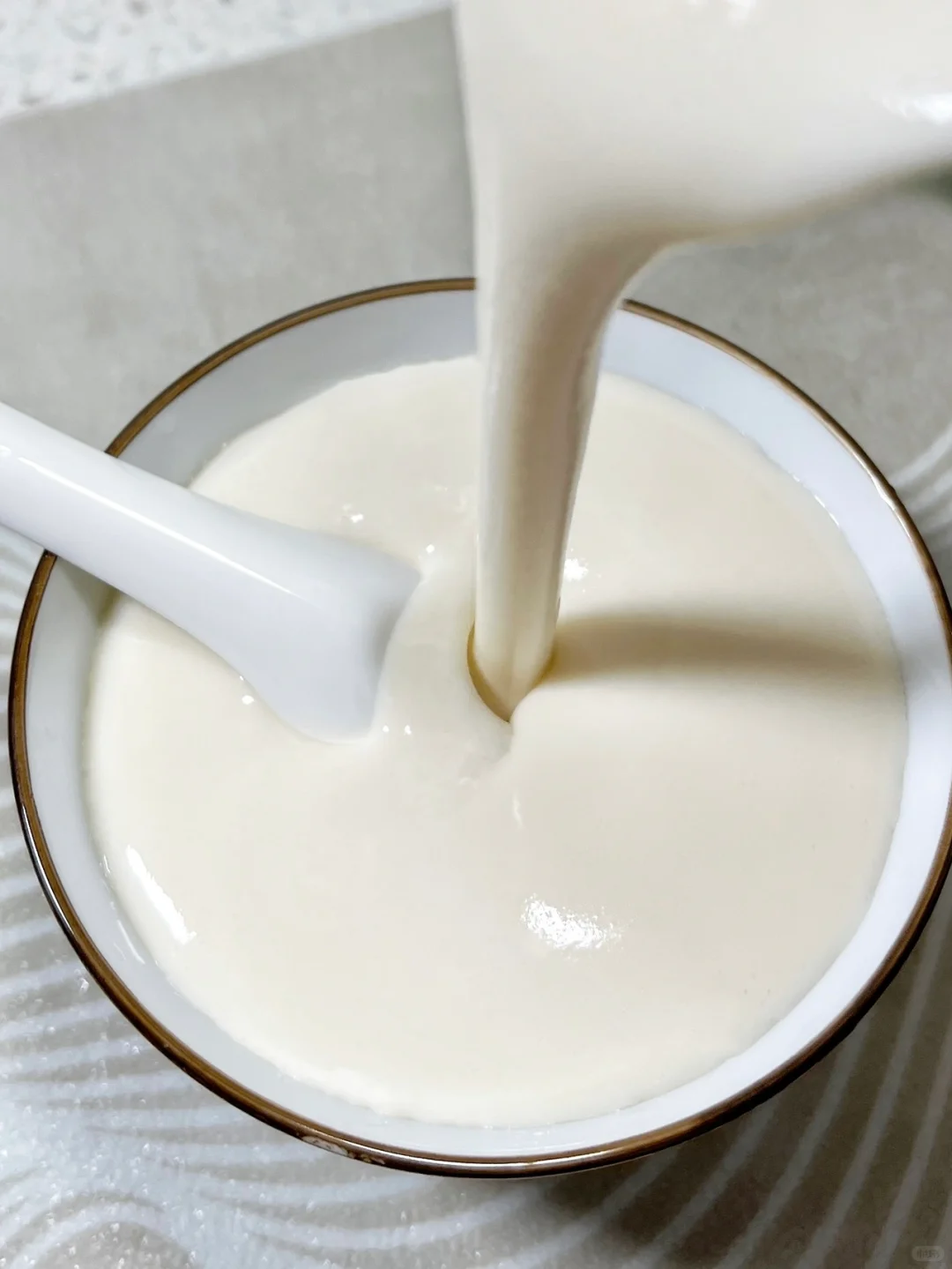 我妈说，女孩子应该人均一碗...