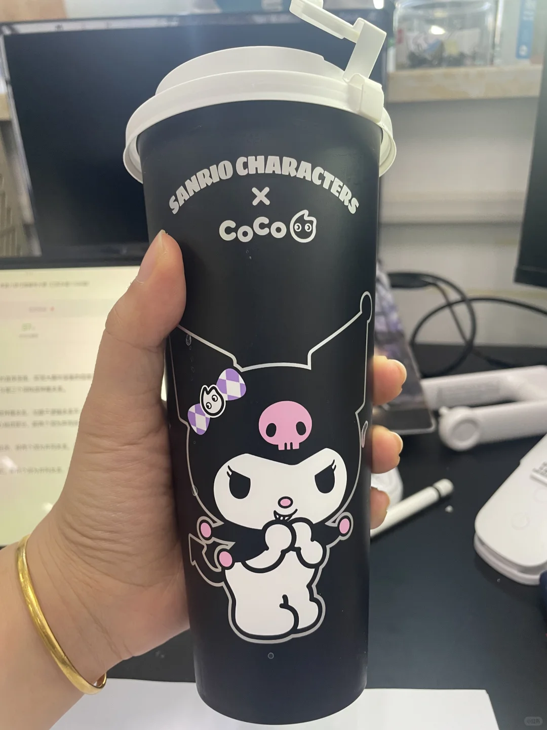 月度奶茶大盘点?看看有没有同款?