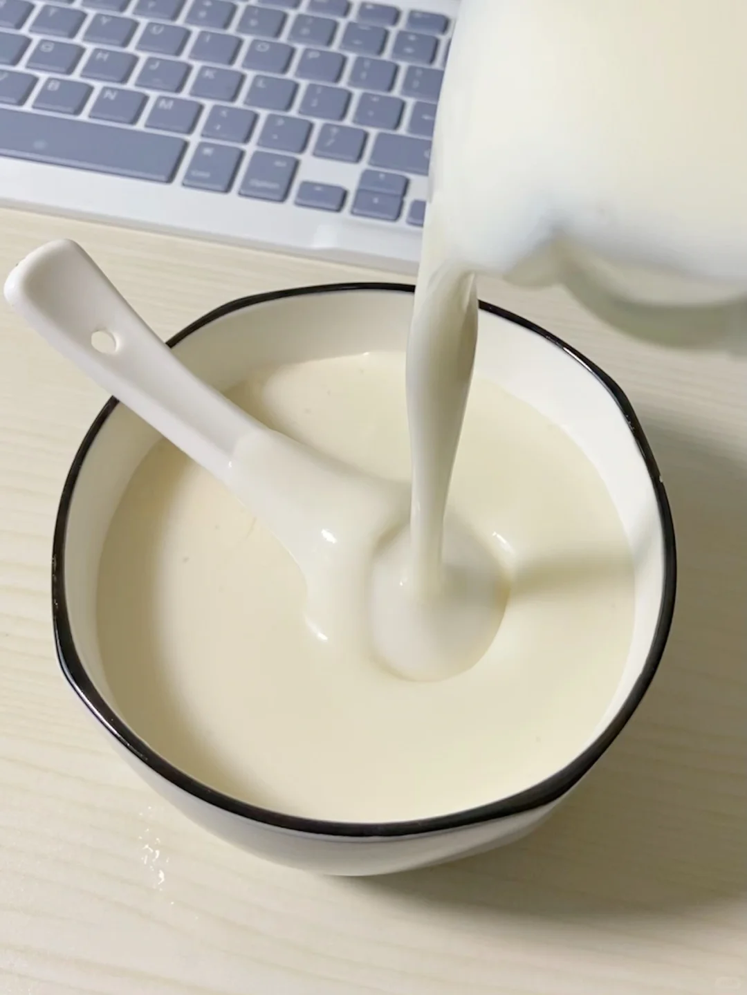 建议女孩子奶茶换成它！太白了…