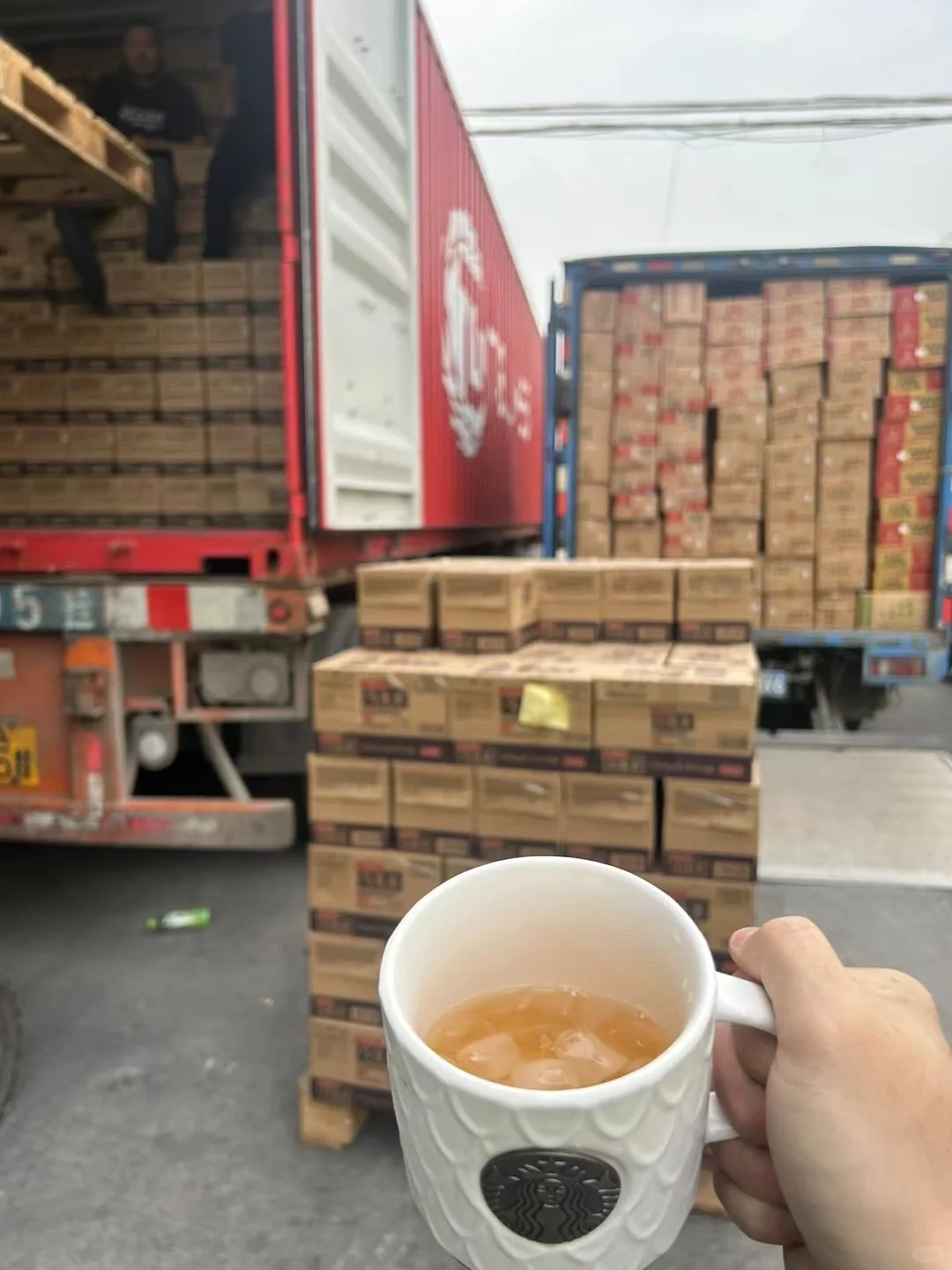 我们的零食不做国内市场，只给海外贸易商