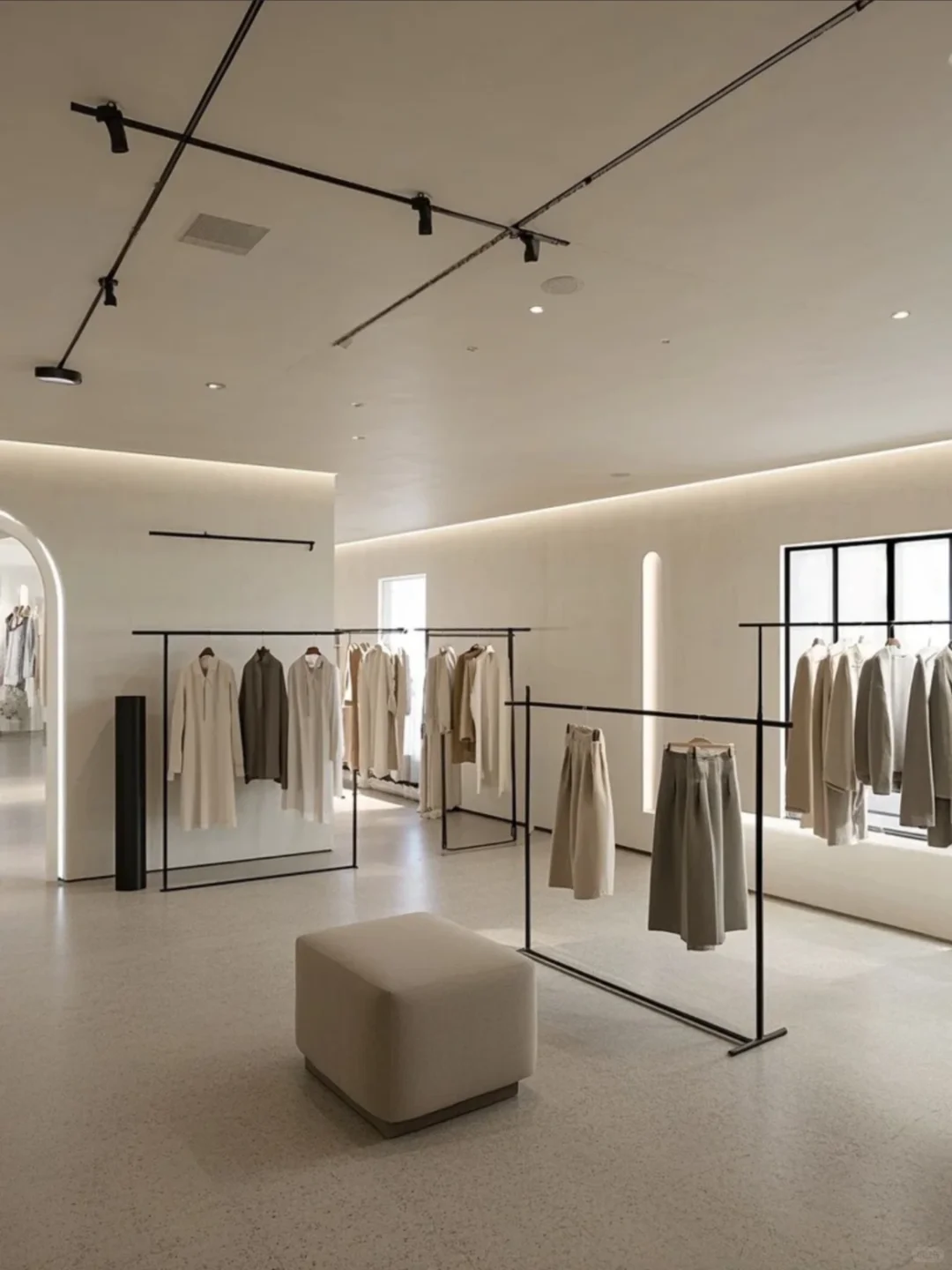 侘寂风｜服装店设计｜不必太奢华