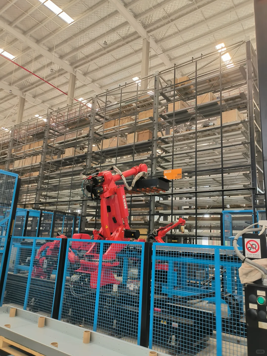 参访智能货架倡导者-摩登纳