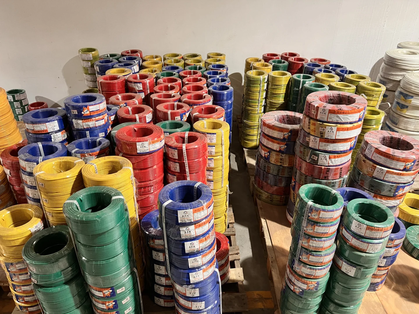 还得是我！粤东最大的建材市场在我们这