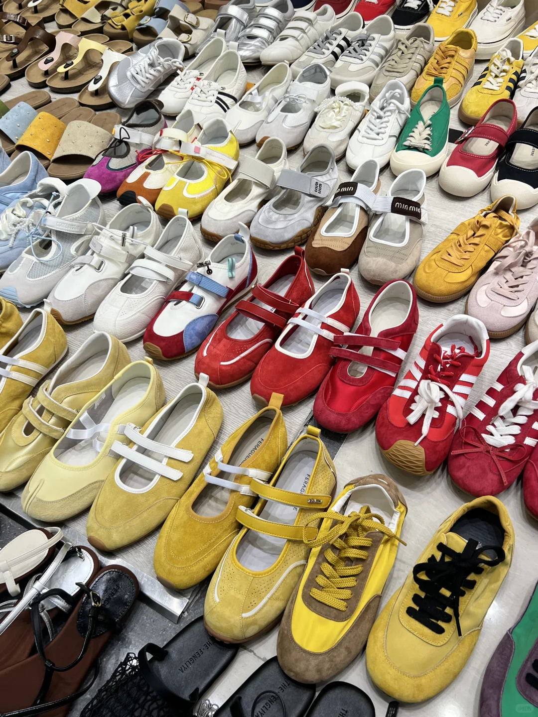 今年夏天超爱的鞋子?！?