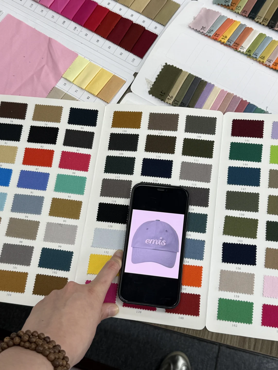 揭秘帽子源头工厂｜从面料到成品一条龙?