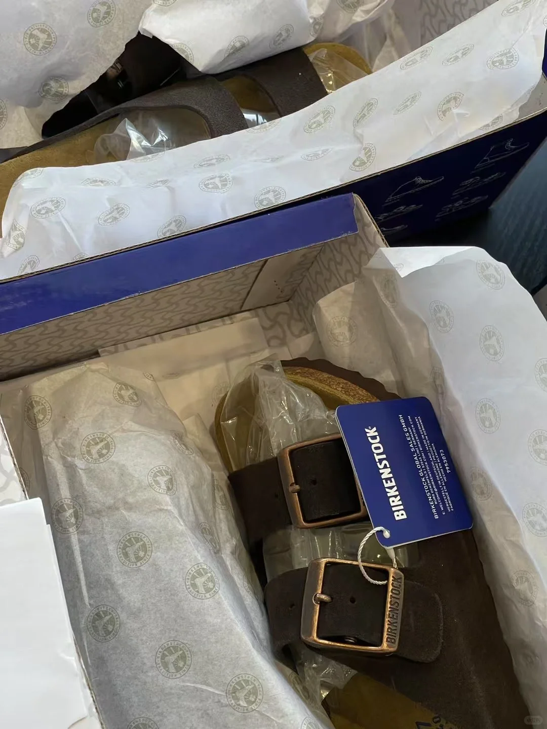 探到“勃肯”代工厂？！其实这是一家雪地靴工厂