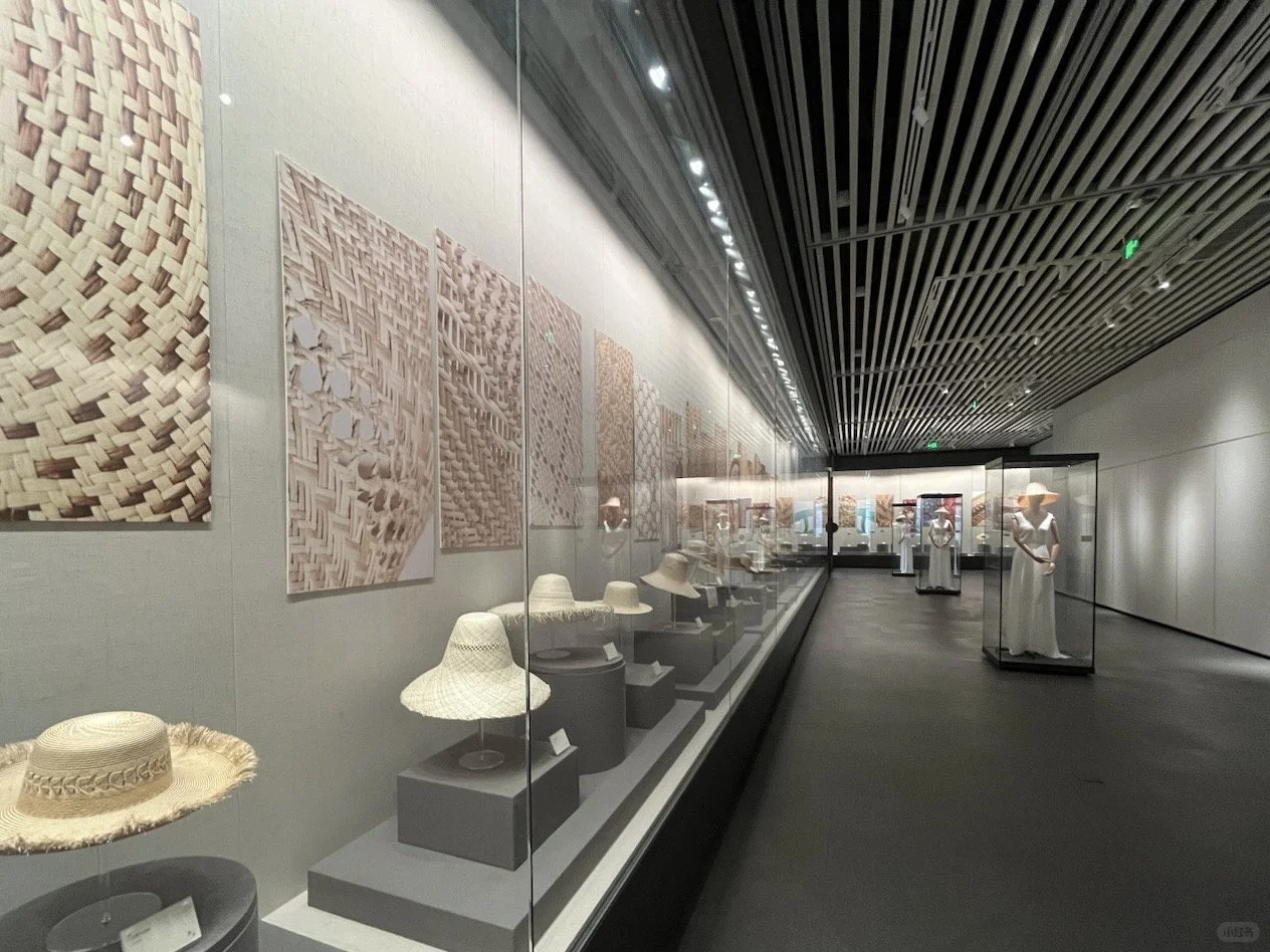 ?带娃闯进“帽子王国”，解锁1000+顶奇趣帽