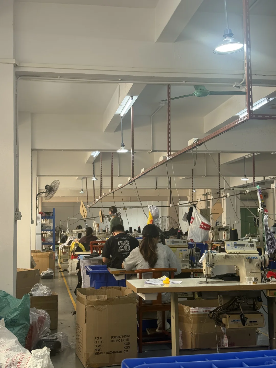 帽子工厂，专业生产帽子，帽子定制工厂