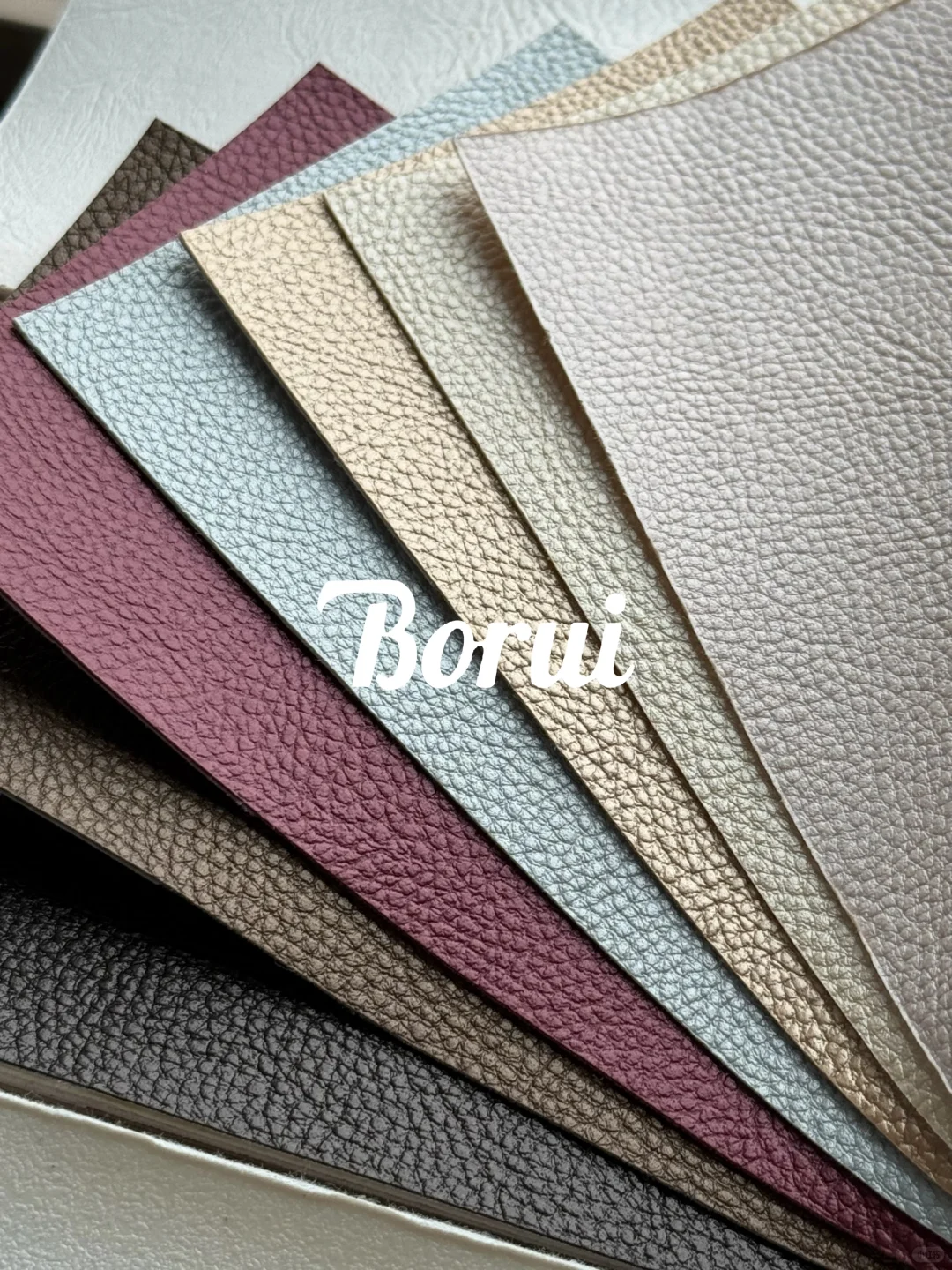 荔枝纹珠光皮革杀疯了!贵气感真的太强了