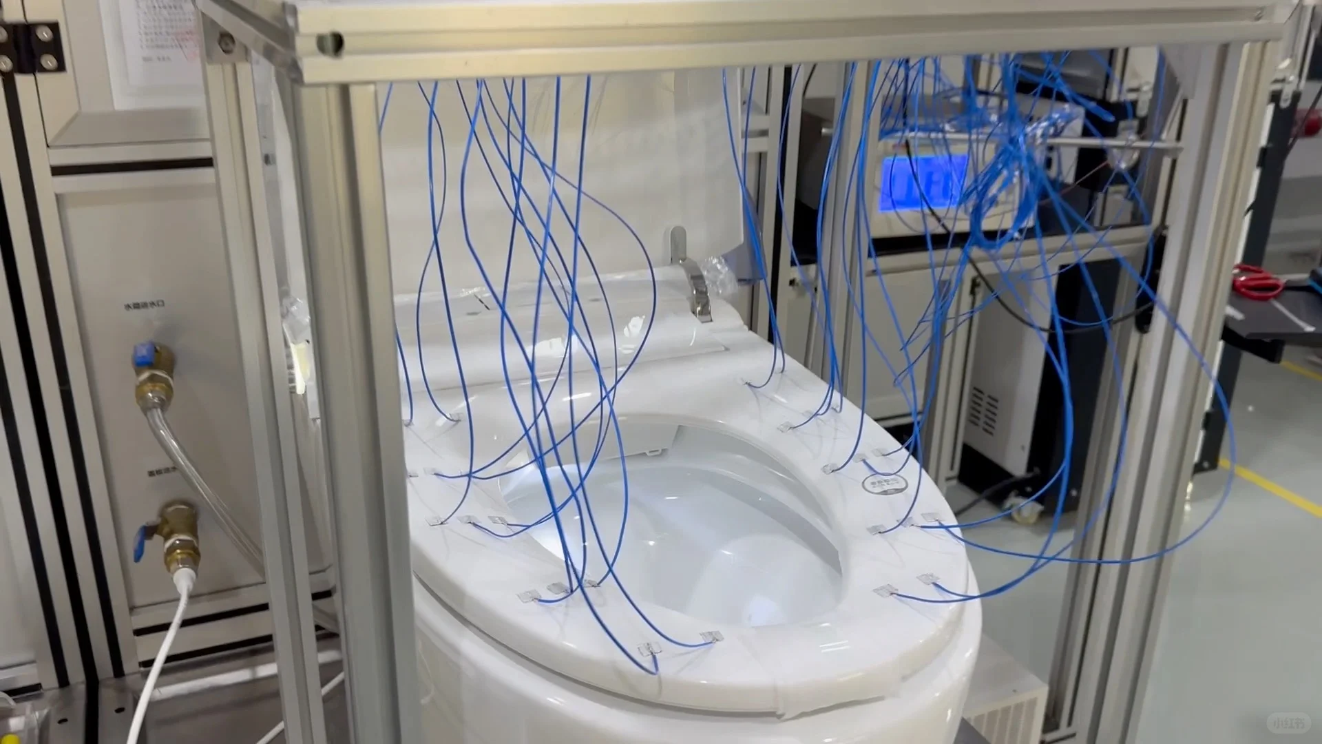 你们见过智能马桶工厂的震撼力吗