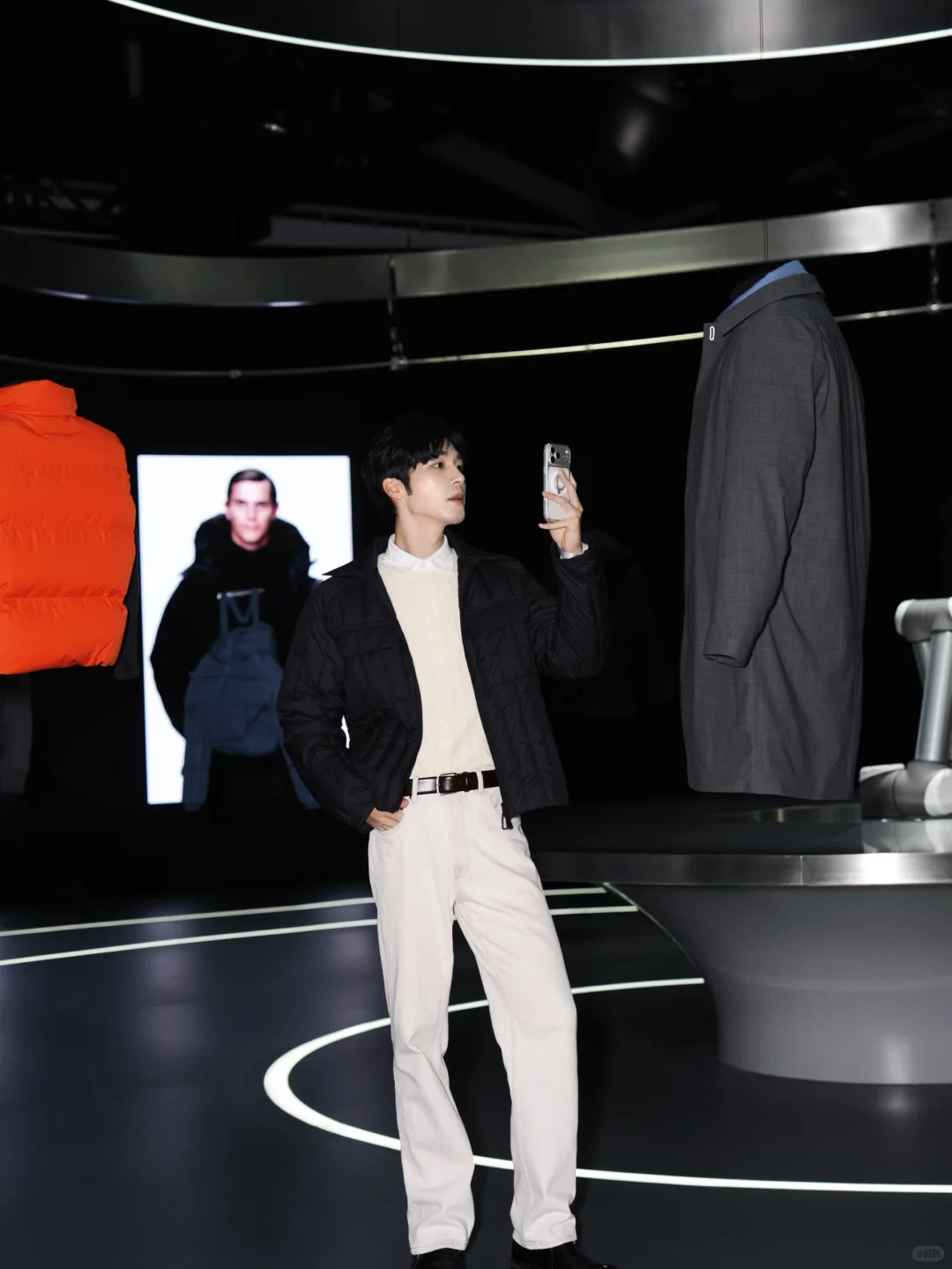 秋冬高智感 当穿着成为隐形社交名片