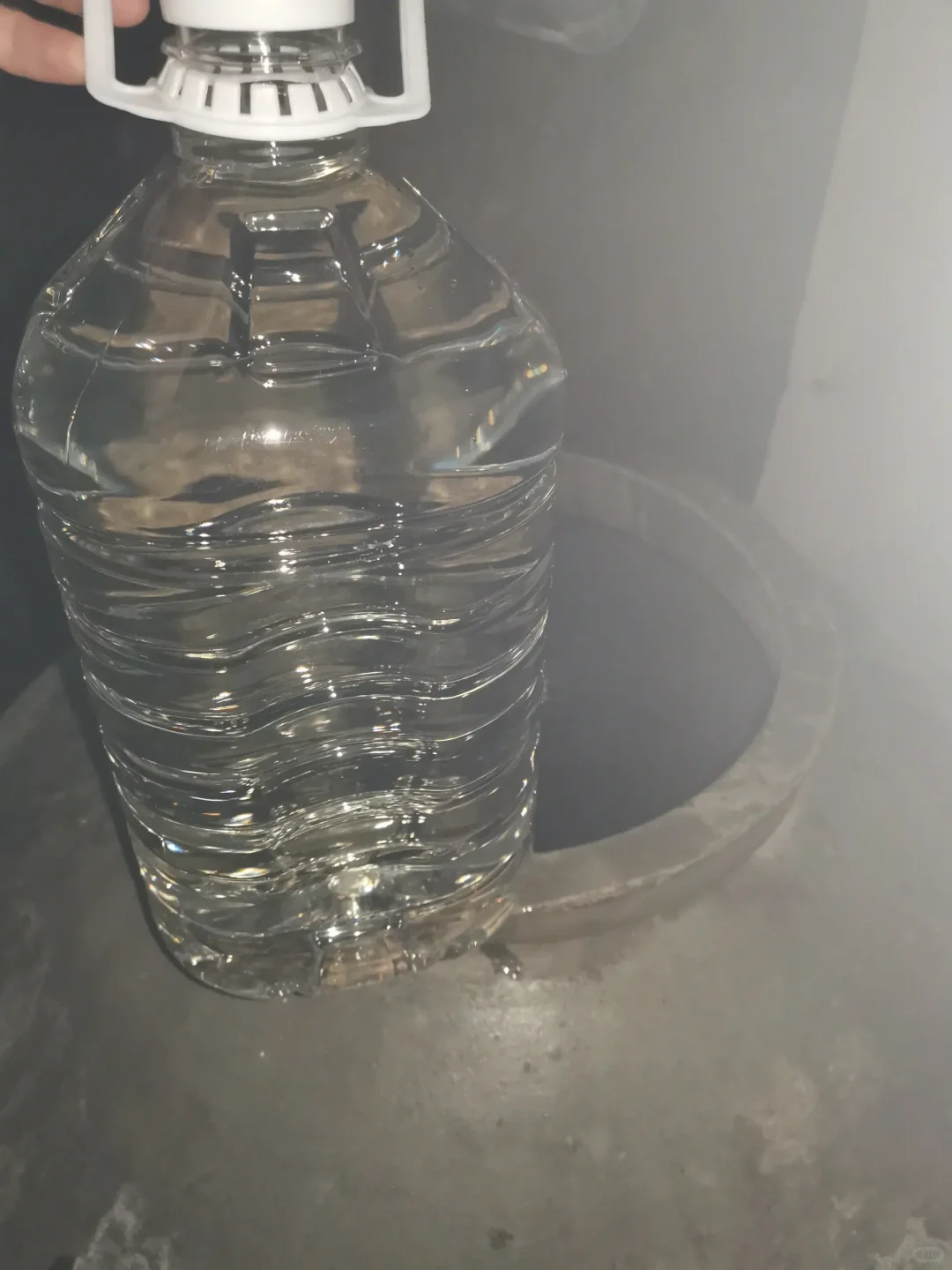 窖藏了六年多的57度粮食酒。