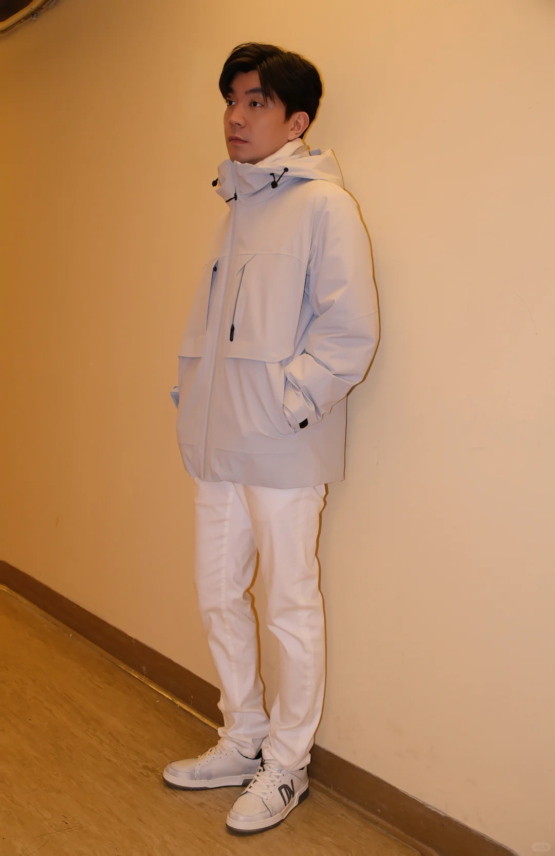 喜欢上他是因为他今天的穿搭