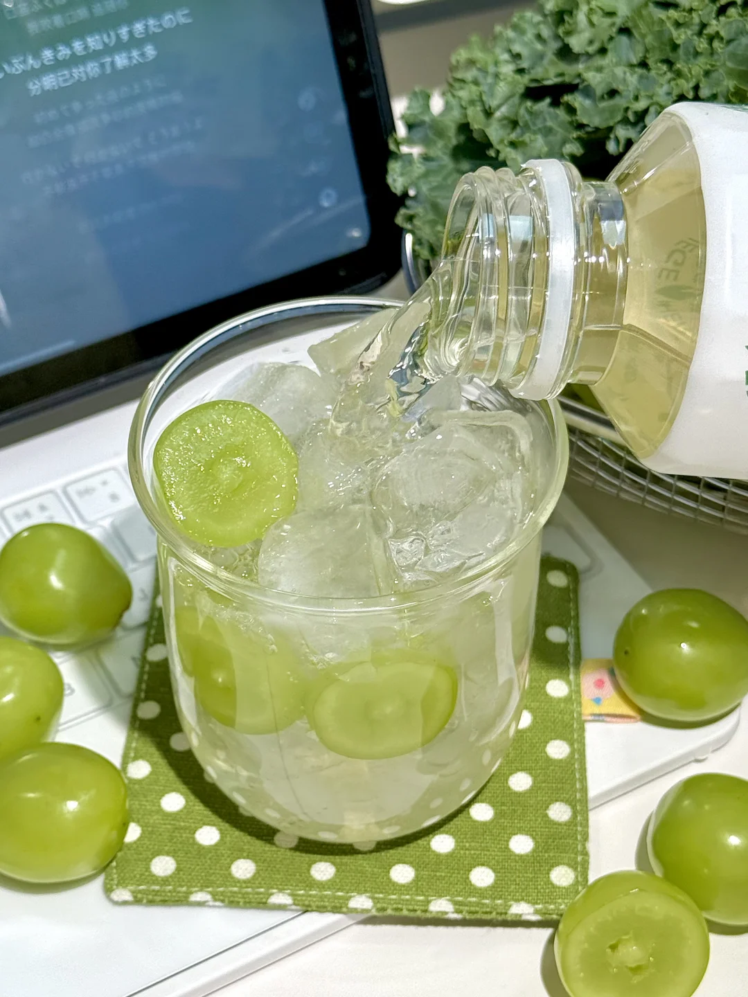 这饮料背后是有什么高人指点吗…爆清爽！