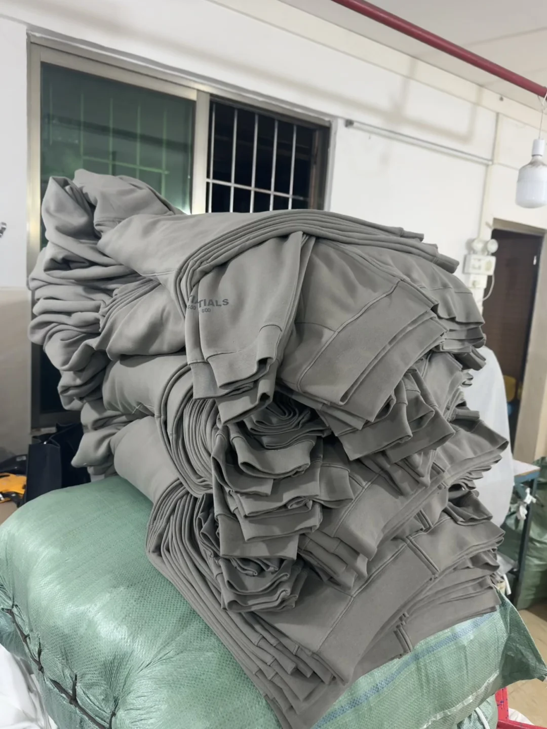 广州金沙洲服装工厂一件起可定制
