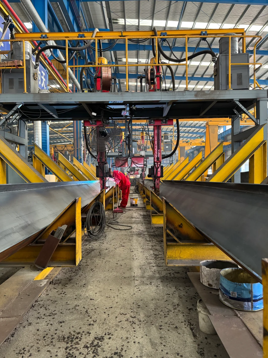 我爸居然让我接手钢结构厂里外贸了