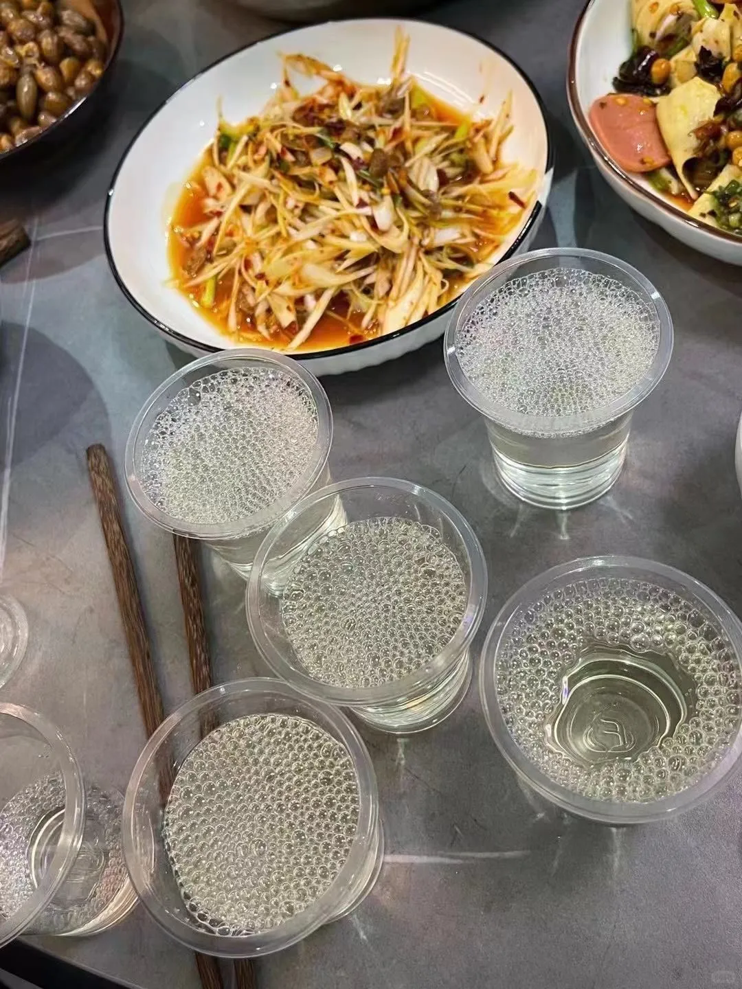 小白瓶带红绳，53°酱香型