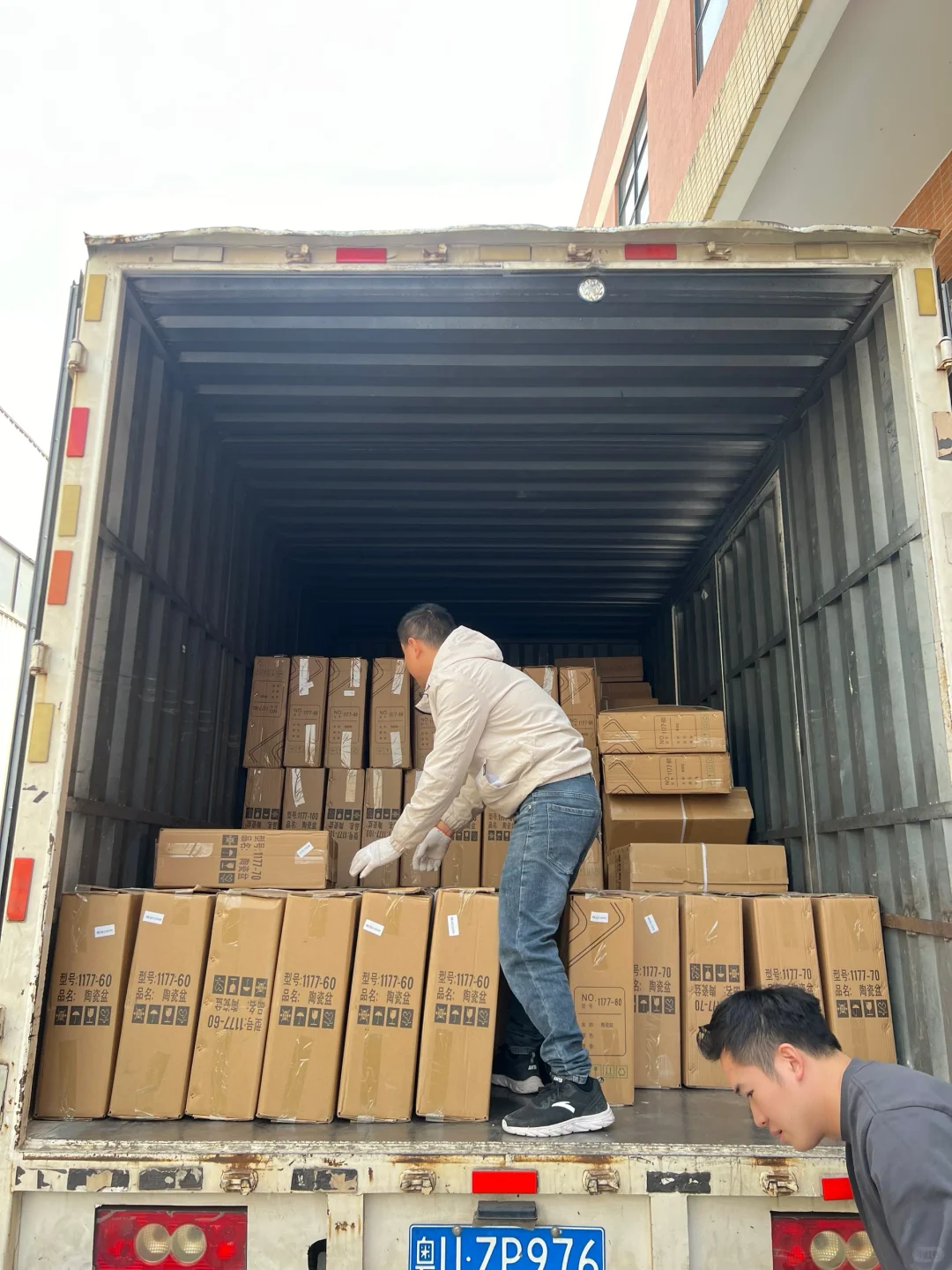 厂二代谈关税战：对我们制造业有什么影响？