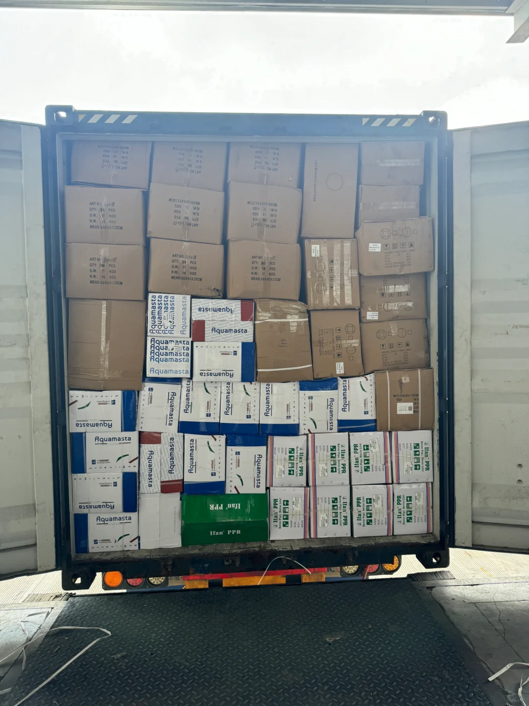 00后外贸业务员| 人生中第一次收货装柜