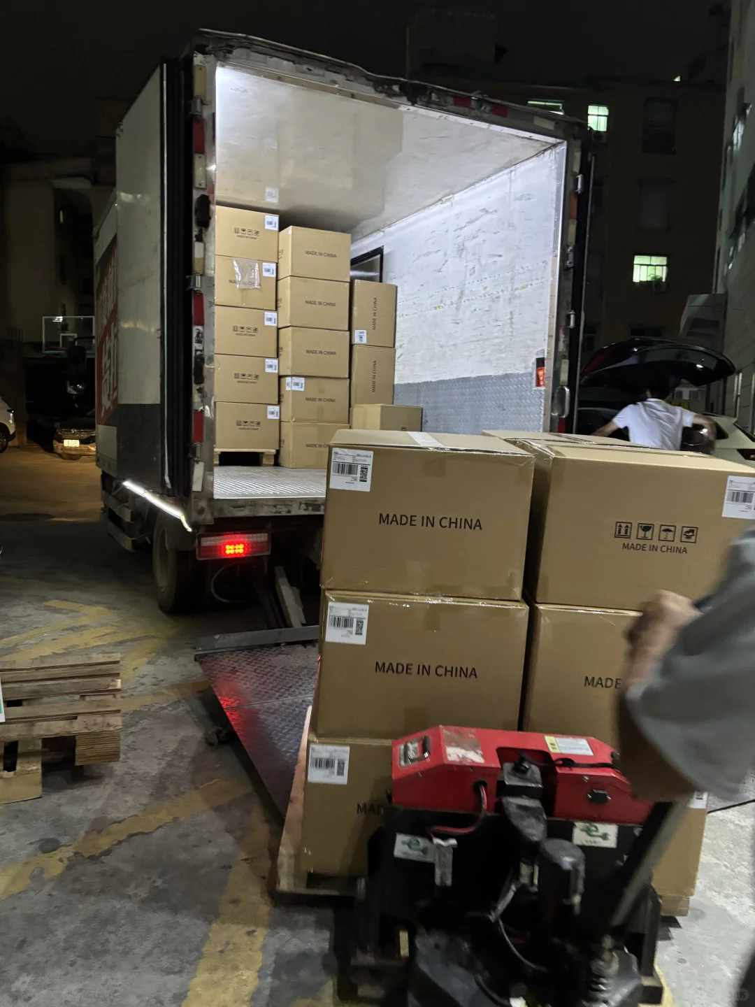 爆款蓝牙耳机工厂直发！跨境亚马逊