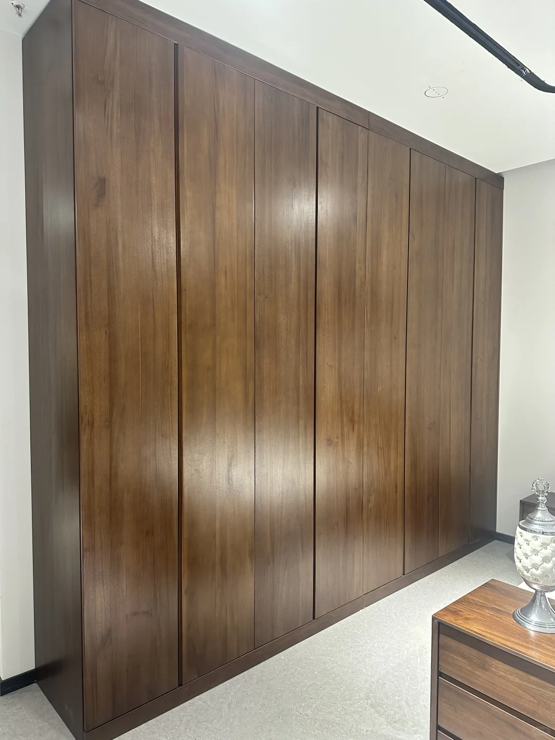 上海家具工厂?新中式整木全屋定制乌金木?