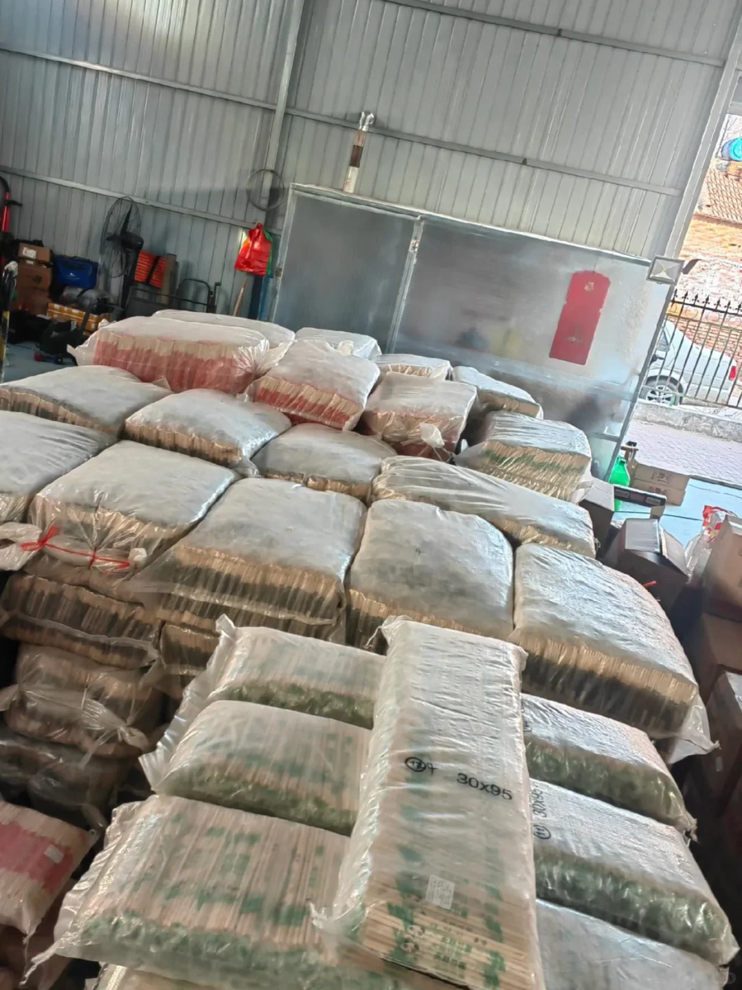 在小县城,也有好找销路的加工小生意!
