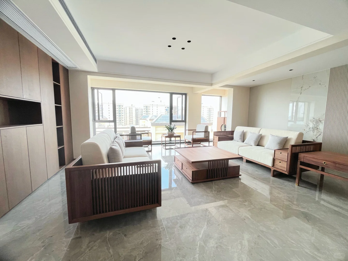 八年挚爱，小胡哥分享：世尚家居