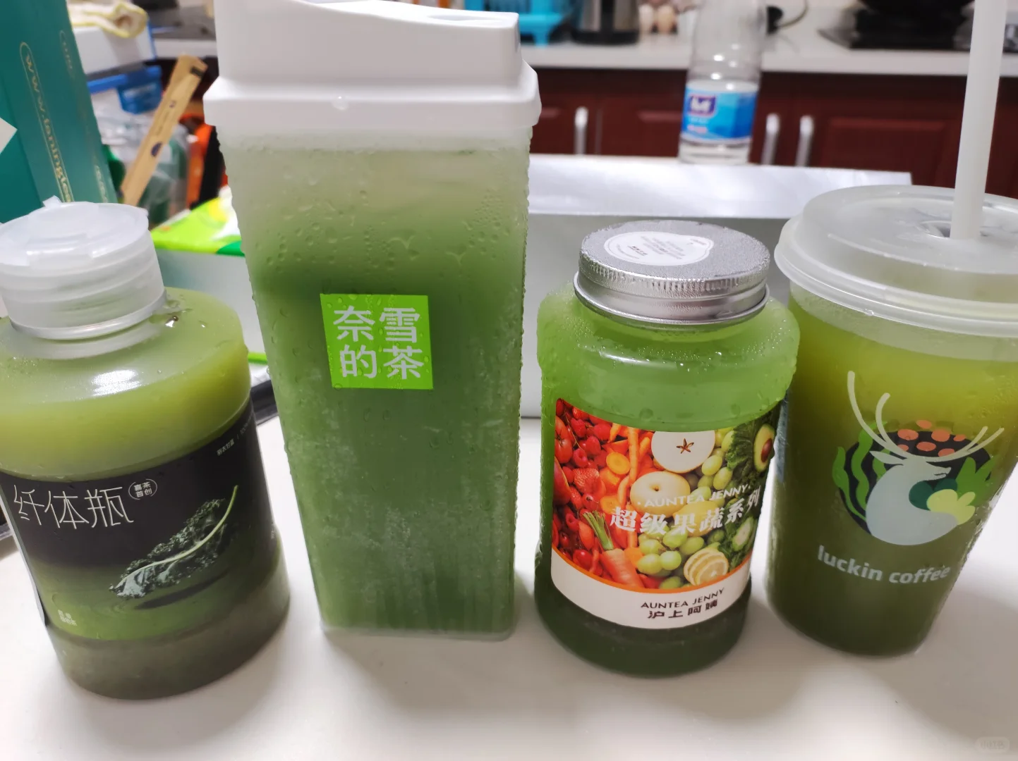 小绿瓶测评(喜茶V奈雪V瑞幸V沪上阿姨)