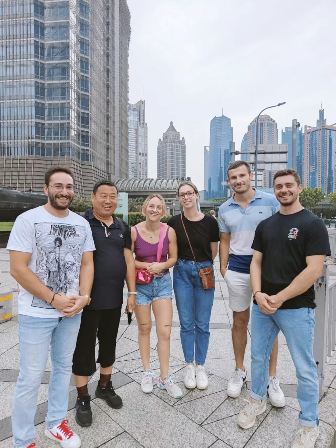 初创型贸易公司已成立，呼叫国内工厂大军