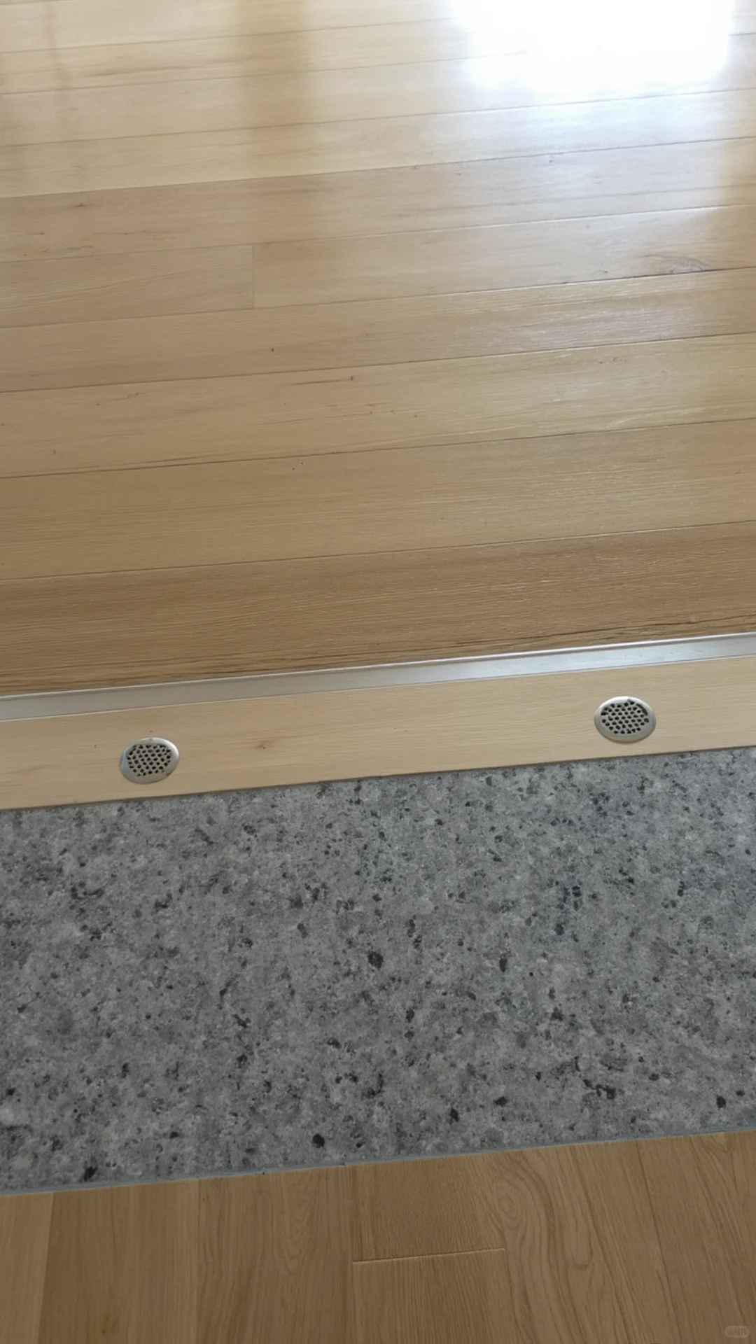 内蒙古单龙骨运动木地板生产厂家