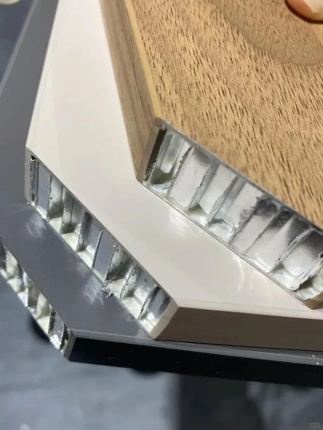 蜂窝板是什么？用途在哪？蜂窝板生产厂家有哪些你知道吗？